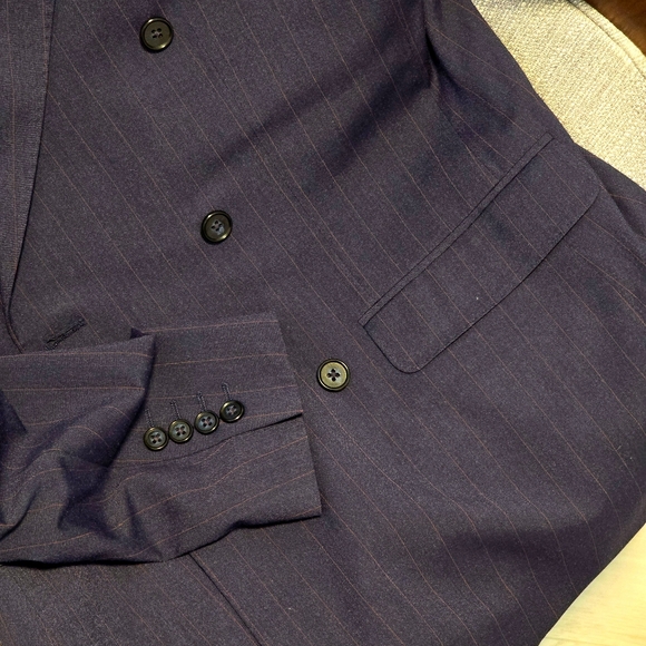 Suit Jacket - Picture 8 of 10